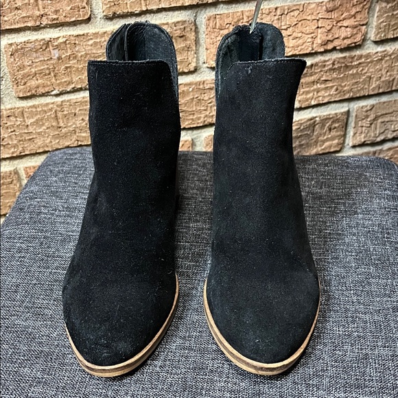 Steve Madden black suede leather booties - 8 - Picture 1 of 8